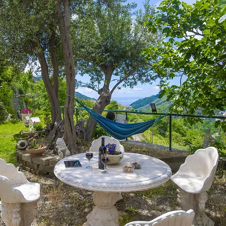 Il Mandorlo ベッド・アンド・ブレックファスト 3*