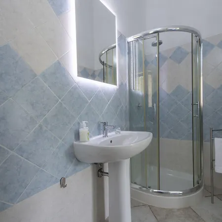 Il Mandorlo ベッド・アンド・ブレックファスト トラモンティ