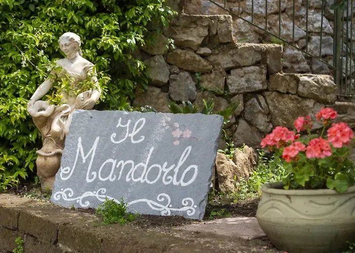 Il Mandorlo فندق مبيت وإفطار